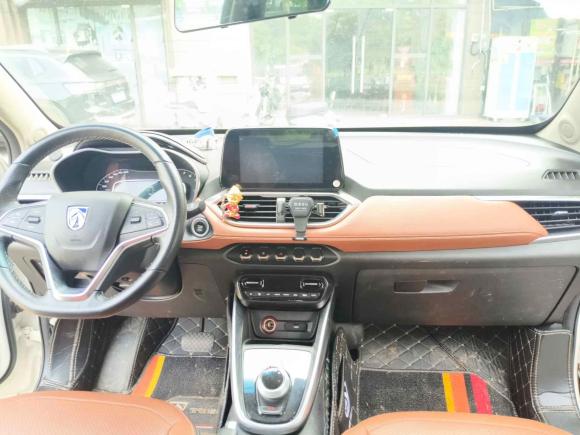 [南昌·赣A] 二手宝骏宝骏5102017款 1.5L 自动豪华型