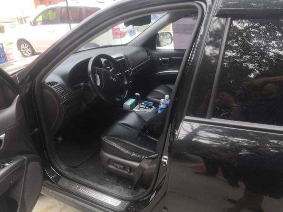 [北京·京F] 二手现代胜达经典2010款 2.4 至尊版 七座四驱