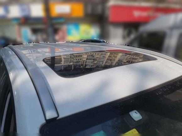 [上海·皖K] 二手长安凌轩2017款 1.6L 手动精英型