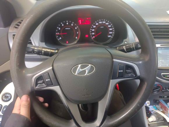 [金华·浙G] 二手现代瑞纳2010款 三厢 1.4L 自动时尚型GT