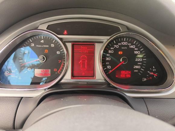 [济南·粤B] 二手奥迪奥迪Q72010款 3.6 FSI quattro 基本型