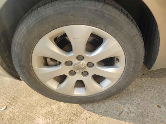 [南昌·赣A] 二手别克君威2015款 1.6T 时尚技术型