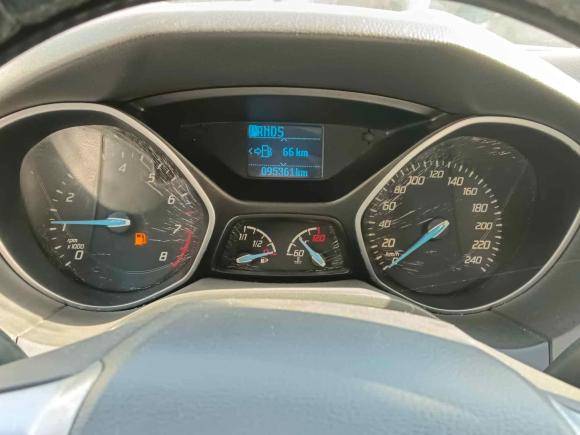 [苏州·苏U] 二手福特福克斯2012款 两厢 1.6L 自动风尚型