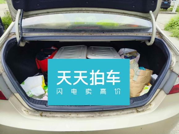 [宁波·浙B] 二手现代索纳塔2011款 2.0L 自动豪华版