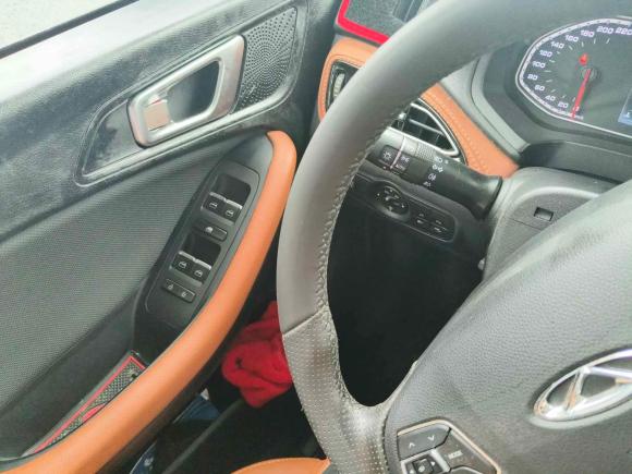 [杭州·鄂N] 二手奇瑞瑞虎72016款 2.0L CVT耀臻版