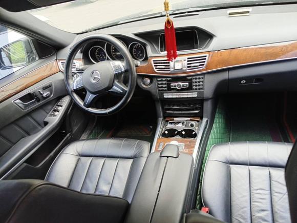 [济南·鲁A] 二手奔驰奔驰E级2015款 E 260 L 豪华型