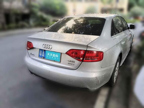 [佛山·粤A] 二手奥迪奥迪A4L2012款 2.0 TFSI 自动舒适型