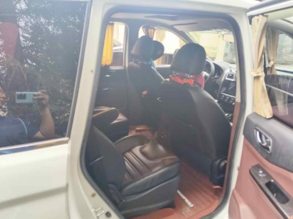 [青岛·鲁B] 二手东风风行风行SX62016款 2.0L 手动豪华型