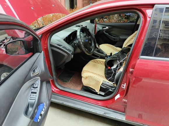 [宁波·浙B] 二手福特福克斯2012款 两厢 1.6L 自动舒适型