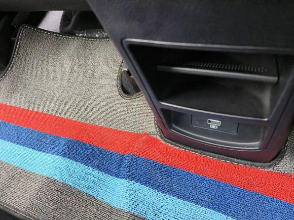 [深圳·粤B] 二手比亚迪元新能源2019款 EV360 智联悦享型