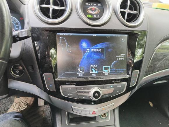 [上海·沪J] 二手比亚迪唐新能源2015款 2.0T 四驱旗舰型