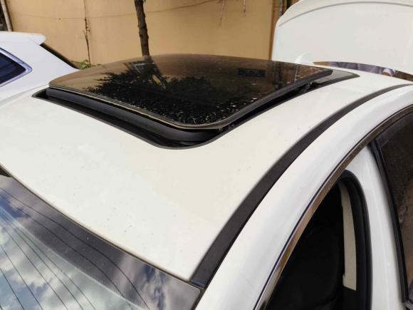 [青岛·鲁B] 二手红旗红旗H52022款 经典款 改款 1.8T 自动智联旗享版