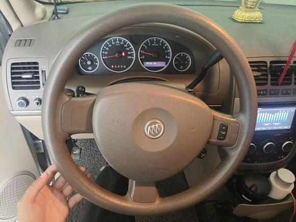 [成都·川A] 二手别克别克GL82012款 2.4L BASE舒适版