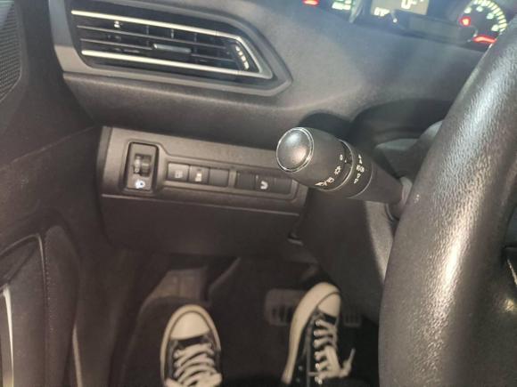 [上海·苏E] 二手标致标致308S2015款 1.6T 自动劲驰版