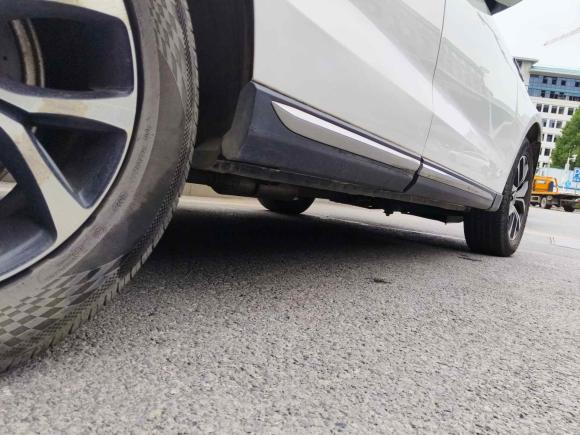 [武汉·鄂A] 二手众泰众泰T6002016款 运动版 2.0T DCT豪华型