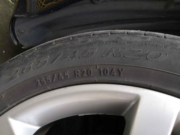 [西安·陕A] 二手奔驰奔驰R级2017款 R 320 4MATIC 豪华型臻藏版