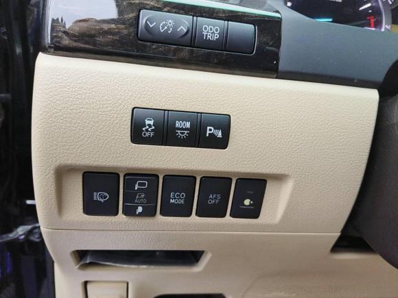 [上海·沪A] 二手丰田埃尔法2012款 3.5L 豪华版