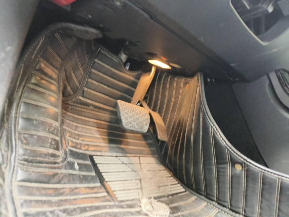 [台州·浙J] 二手奔驰奔驰A级2020款 改款 A 180 L 运动轿车特殊配置