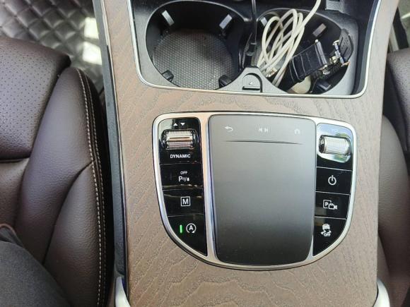 [深圳·粤B] 二手奔驰奔驰GLC2022款 改款三 GLC 300 L 4MATIC 豪华型