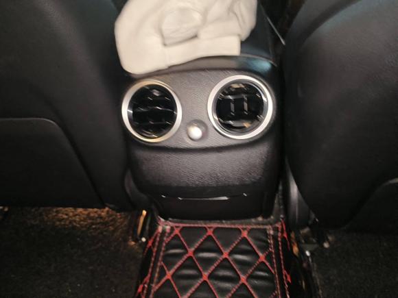 [武汉·鄂A] 二手奔驰奔驰C级2018款 C 200 L 运动版