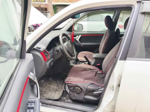 [青岛·鲁B] 二手奇瑞瑞虎32016款 1.6L 手动风尚版