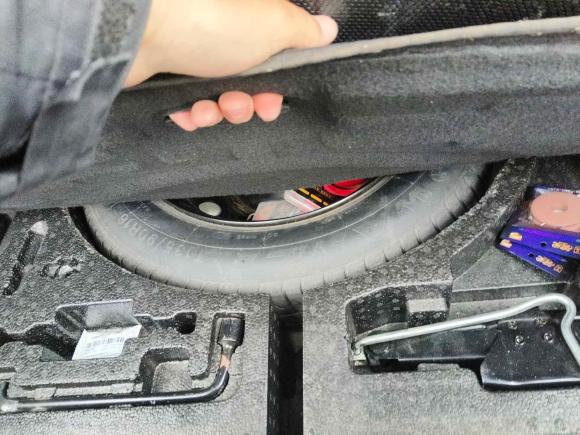 [常州·苏L] 二手标致标致3082016款 1.6L 自动豪华版