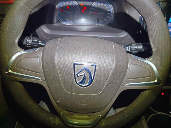 [义乌·浙G] 二手宝骏宝骏7302014款 1.5L 手动舒适型 7座