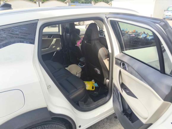 [上海·沪A] 二手领克领克06新能源2023款 1.5T Remix PHEV Pro