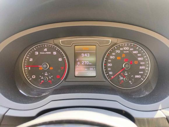 [上海·沪B] 二手奥迪奥迪Q32017款 30 TFSI 时尚型