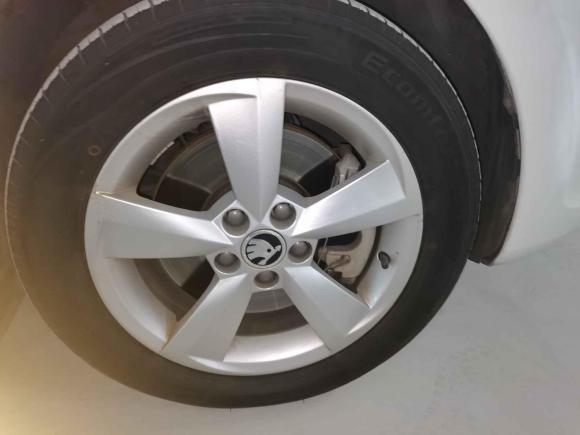 [深圳·粤B] 二手斯柯达昕动2014款 1.4TSI DSG舒享版