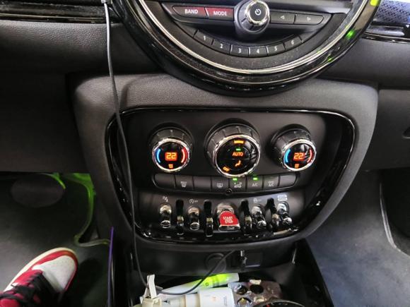 [上海·沪A] 二手MINIMINI CLUBMAN2019款 1.5T COOPER 鉴赏家