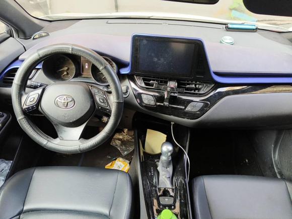 [南昌·赣A] 二手丰田丰田C-HR2020款 2.0L 领先版