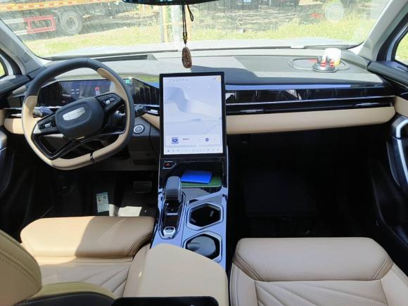 [上海·沪J] 二手吉利汽车博越L2023款 2.0TD DCT旗舰型