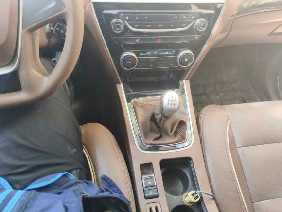 [合肥·皖A] 二手猎豹汽车猎豹CS102017款 1.5T 手动精英型