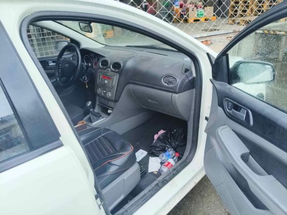 [宁波·浙B] 二手福特福克斯2013款 两厢经典 1.8L 手动基本型