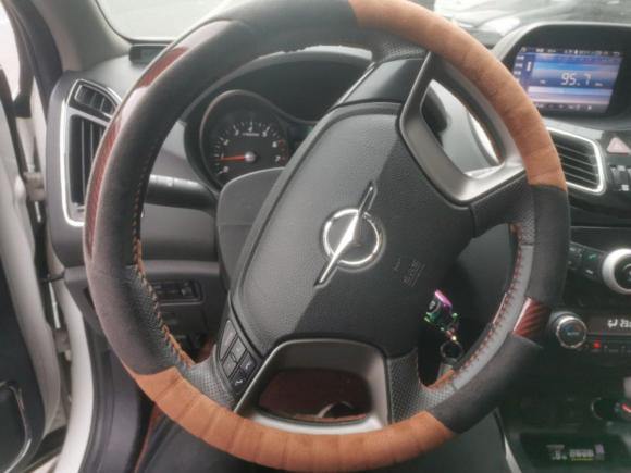 [宁波·苏A] 二手海马海马S52015款 1.6L 手动智能豪华型