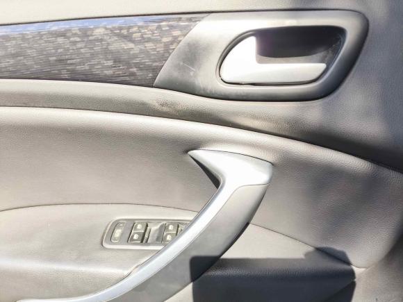 [上海·苏A] 二手雪铁龙雪铁龙C52014款 2.0L 自动尊享型