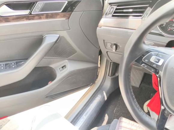 [温州·浙C] 二手大众迈腾2017款 330TSI DSG 豪华型