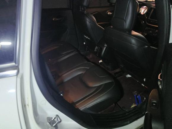 [济南·鲁A] 二手Jeep自由光2016款 2.4L 领先版