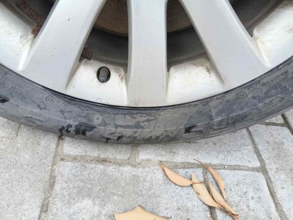 [南京·苏A] 二手别克别克GL82013款 2.4L 经典版