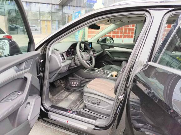 [广州·粤A] 二手奥迪奥迪Q5L2020款 改款 40 TFSI 荣享时尚型