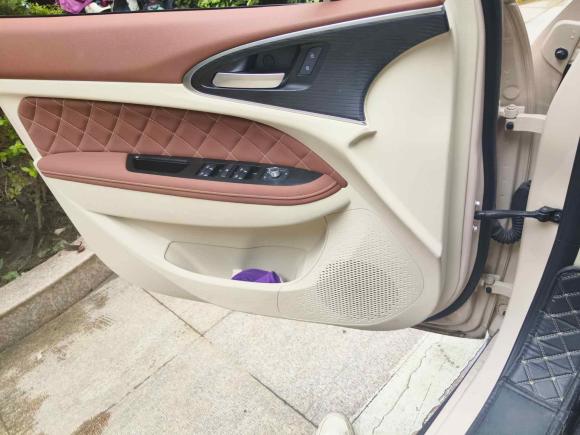 [无锡·苏B] 二手欧拉欧拉好猫2021款 400km标准续航 维纳斯版 磷酸铁锂