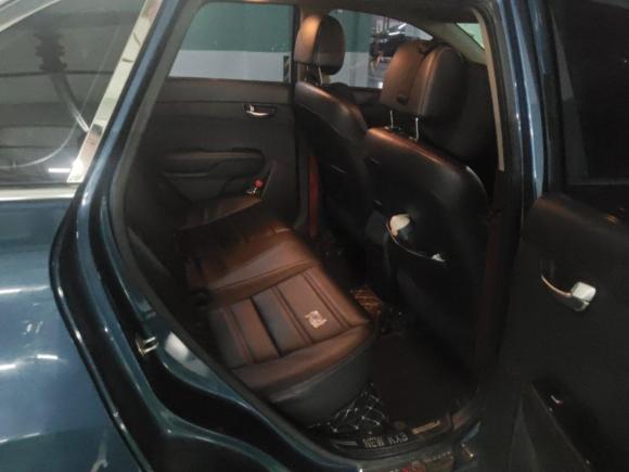 [武汉·鄂A] 二手起亚KX3傲跑2015款 1.6T 自动两驱DLX