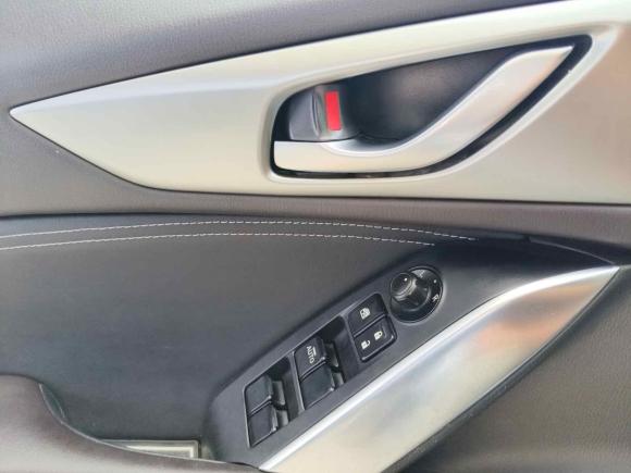 [义乌·浙G] 二手马自达马自达CX-42016款 2.0L 自动两驱蓝天品位版