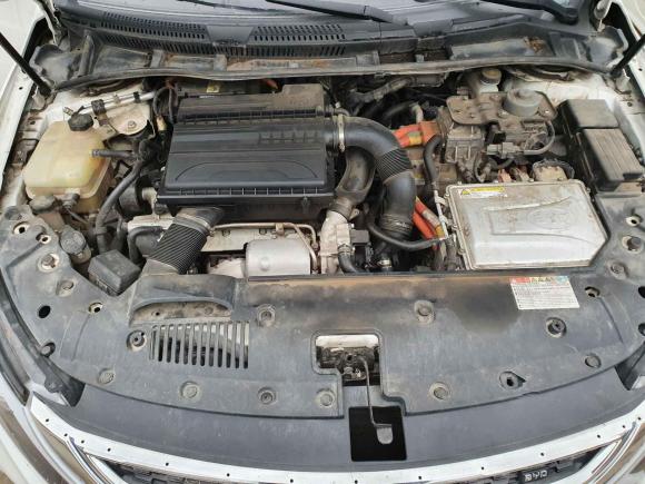 [西安·陕A] 二手比亚迪秦新能源2017款 1.5T 尊贵型