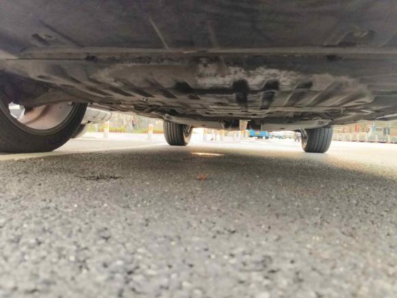 [深圳·粤B] 二手路虎揽胜极光2013款 2.0T 3门耀动版