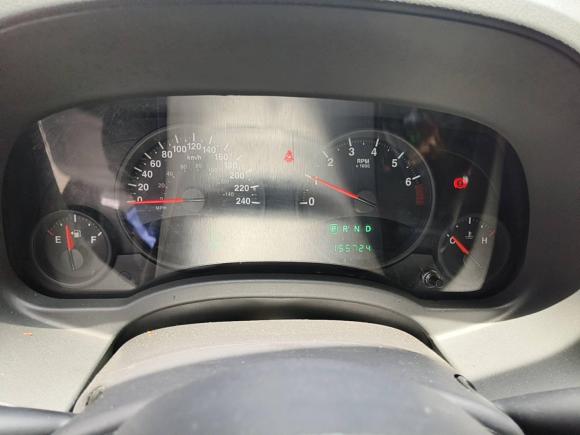 [杭州·浙A] 二手Jeep指南者2011款 2.4L 四驱运动版