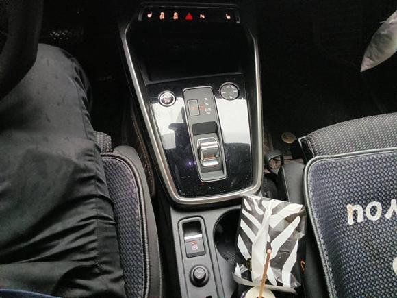 [青岛·鲁B] 二手奥迪奥迪A32021款 A3L Limousine 35 TFSI 进取运动型