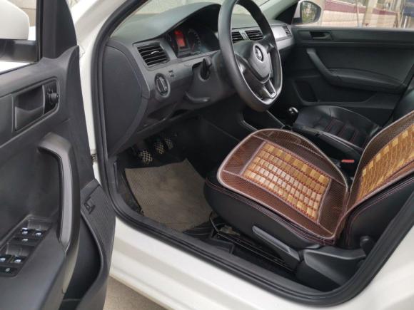 [上海·沪C] 二手大众桑塔纳2018款 1.5L 手动风尚版