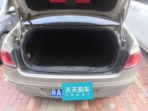 [西安·陕A] 二手标致标致4082011款 2.0L 自动舒适版